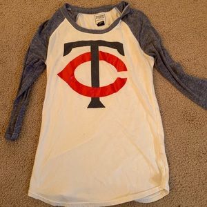 Twins 3/4 Sleeve Pink shirt